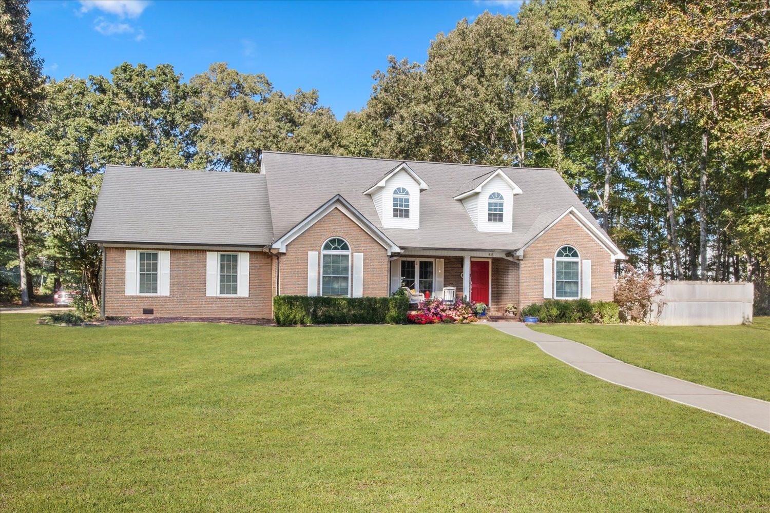 48 Woodland Cir