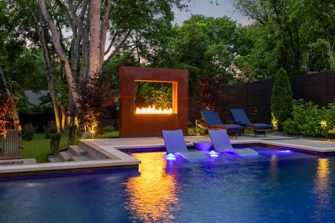 3916 Harding Pl Nashville TN 37215