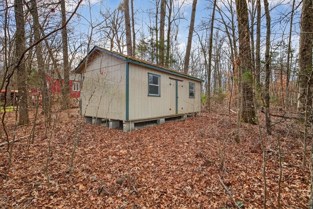 2400 Burgess Falls Rd