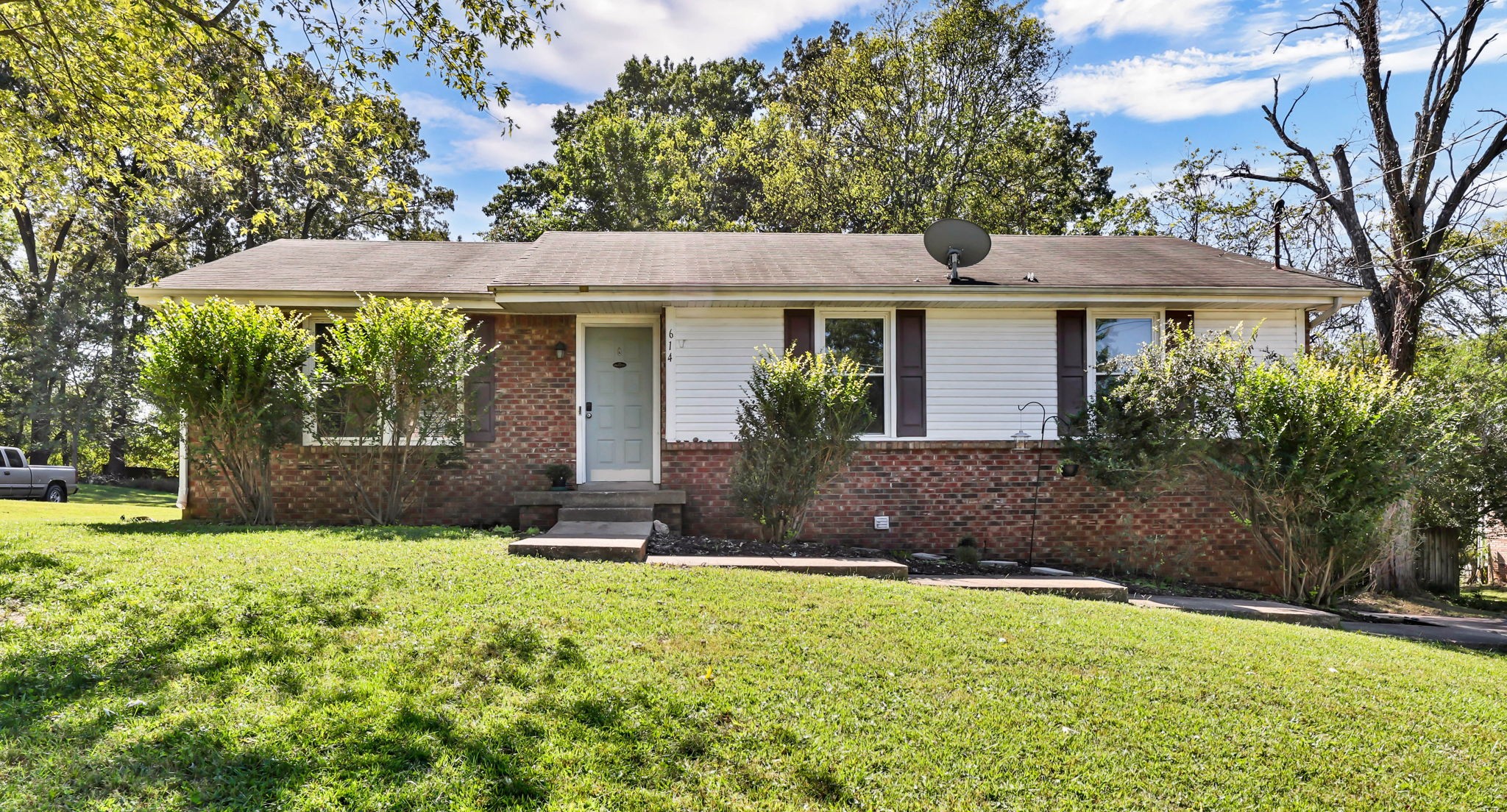 Clarksville, Tennessee 37042, United States, 3 Bedrooms Bedrooms, ,2 BathroomsBathrooms,Residential,Active,226578