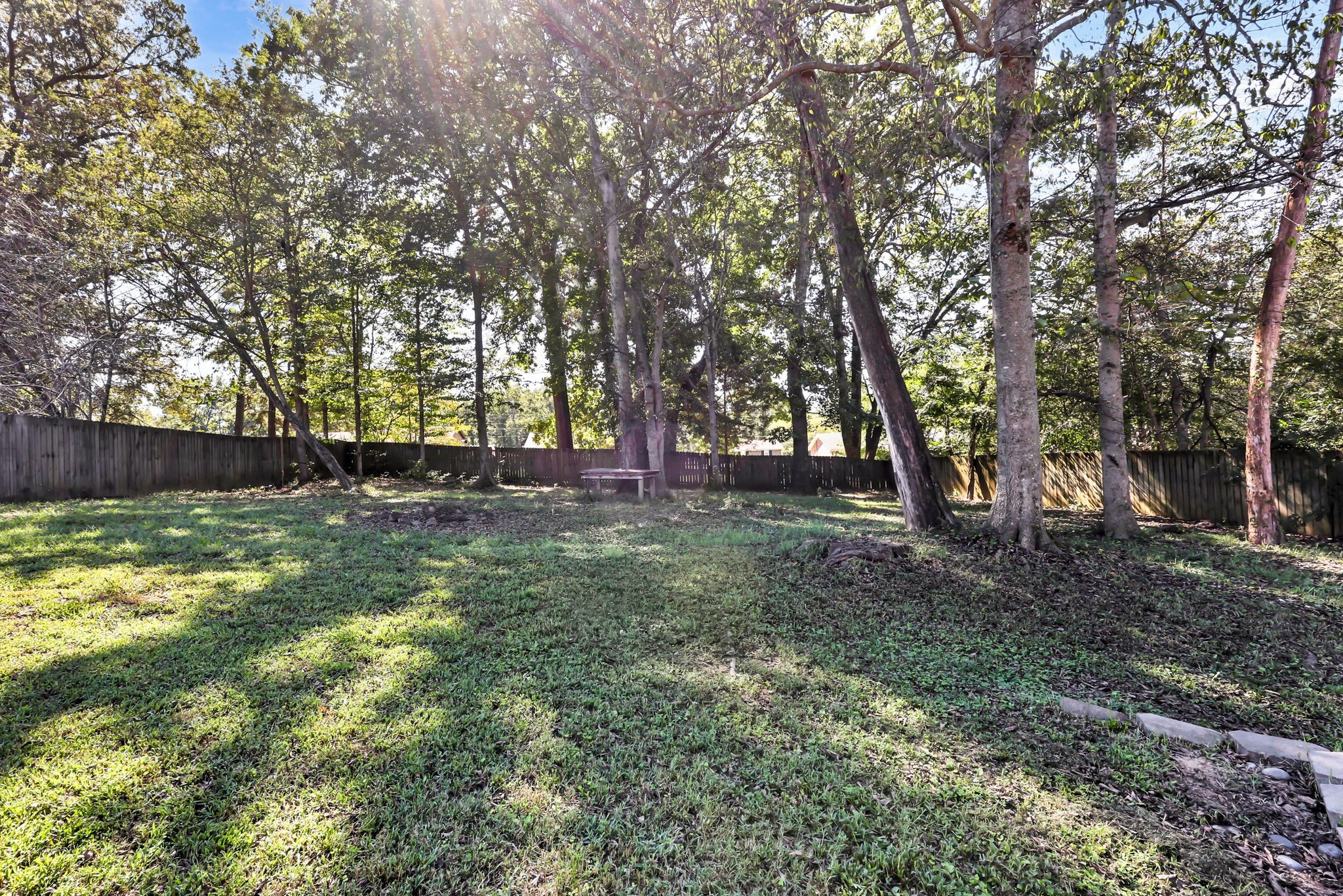 Clarksville, Tennessee 37042, United States, 3 Bedrooms Bedrooms, ,2 BathroomsBathrooms,Residential,Active,226578