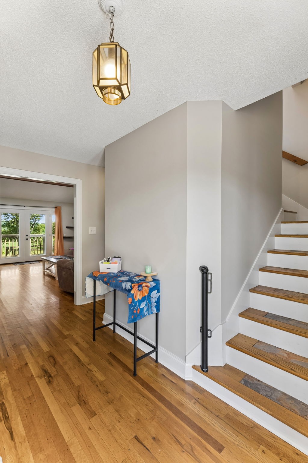 211 Hickory Hollow Rd