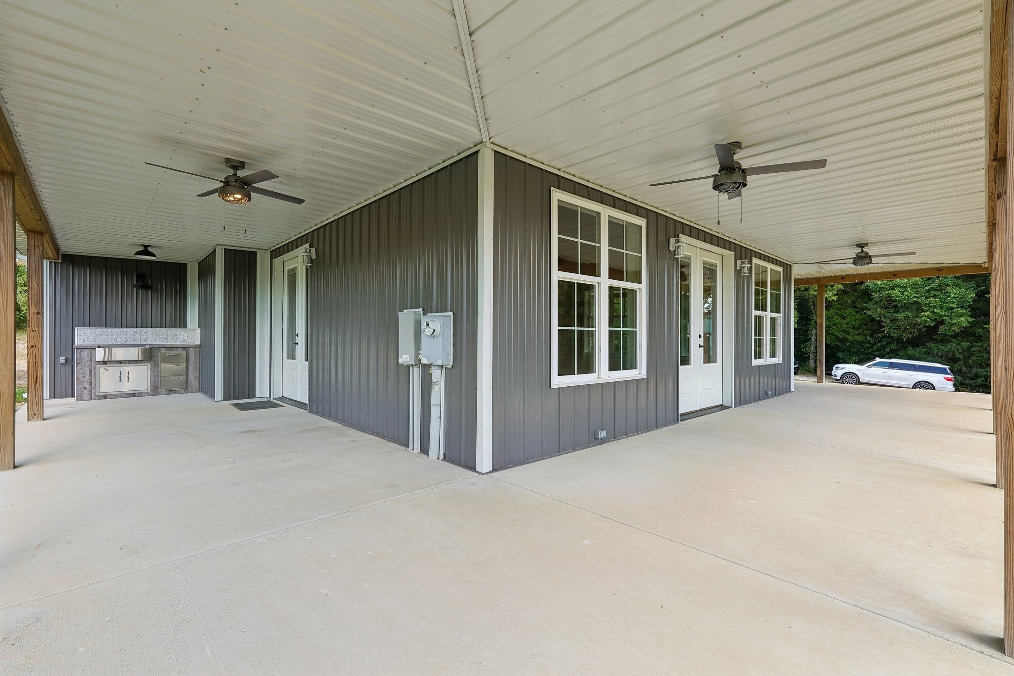 7130 Highway 31E