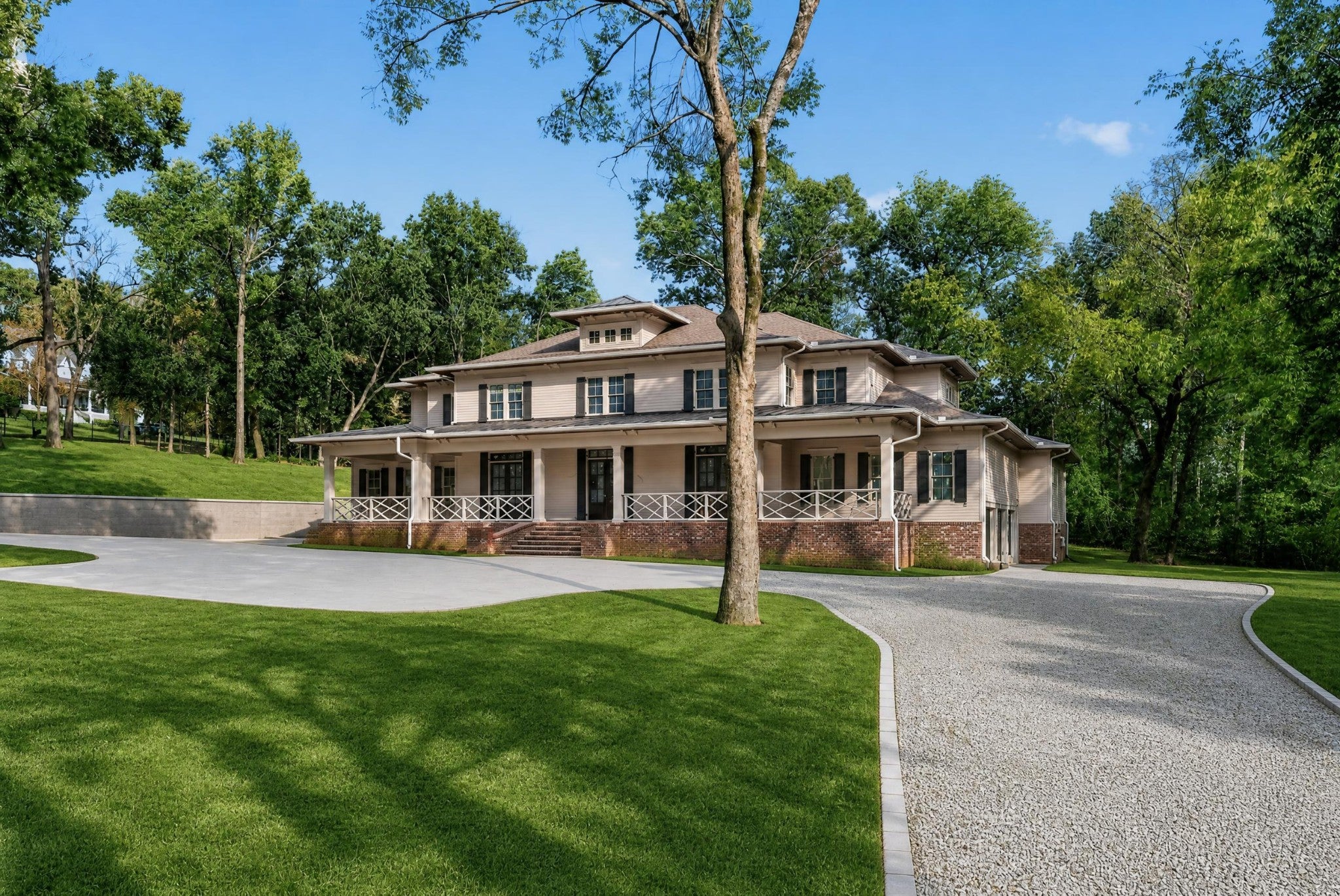 6-bed listing at 6001 Dunham Springs Rd, Nashville