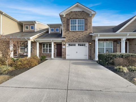 2033 Calydon Ct Murfreesboro TN 37128