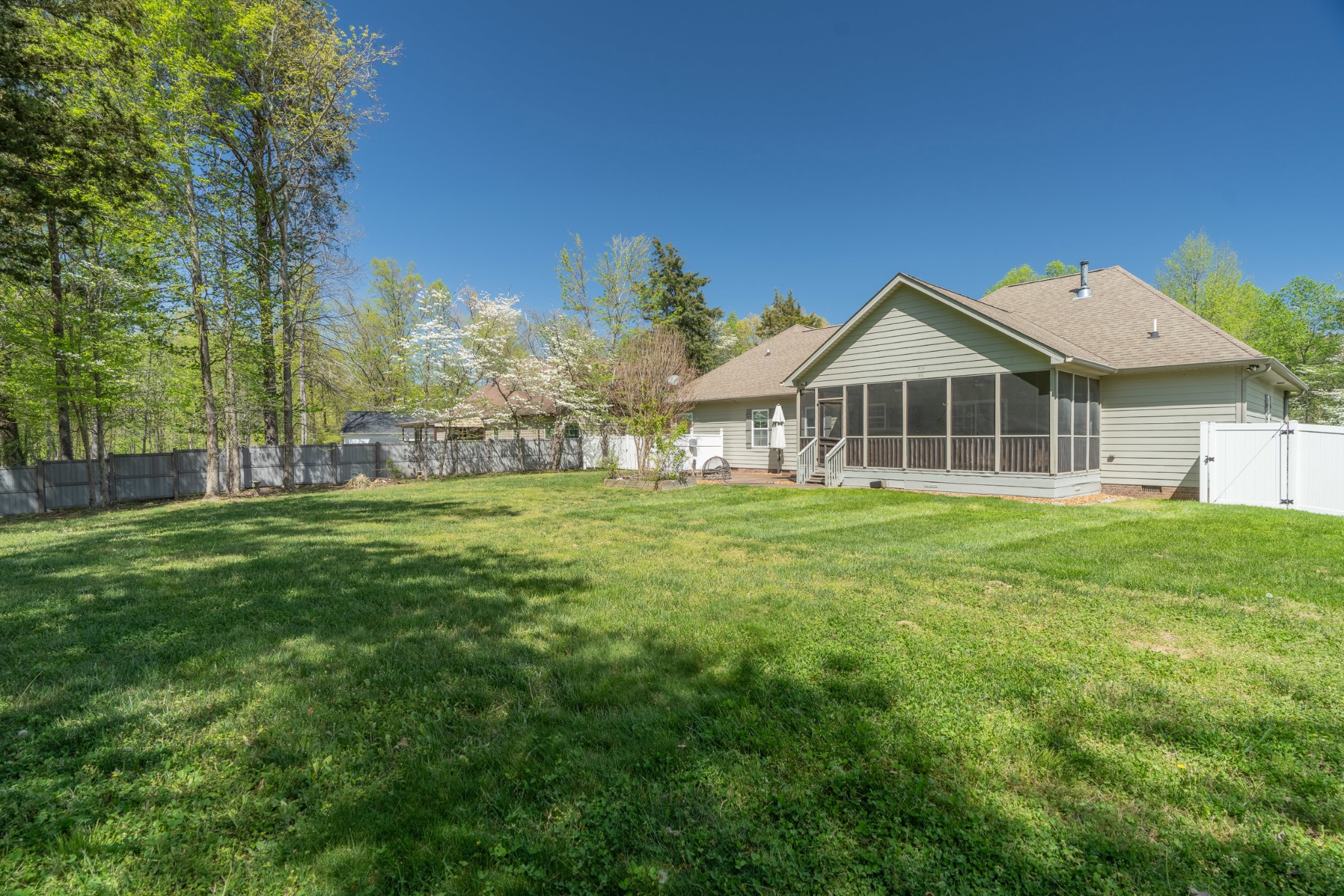 4958 Curtis Dr
