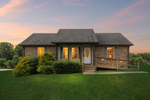 819 White Rd Portland TN 37148