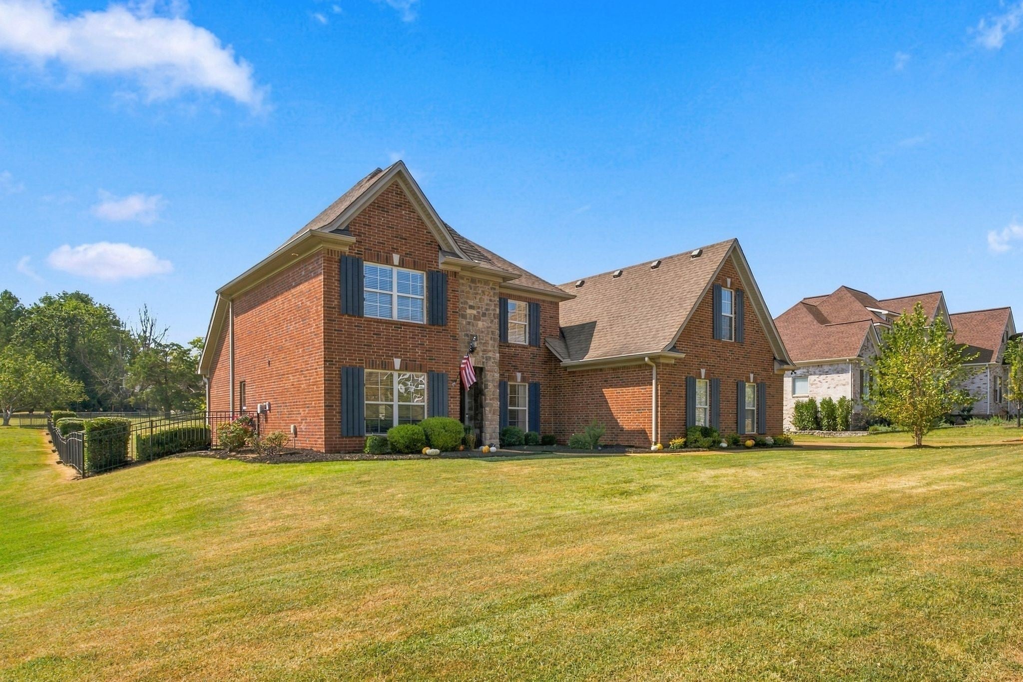 1009 Dillon Ln