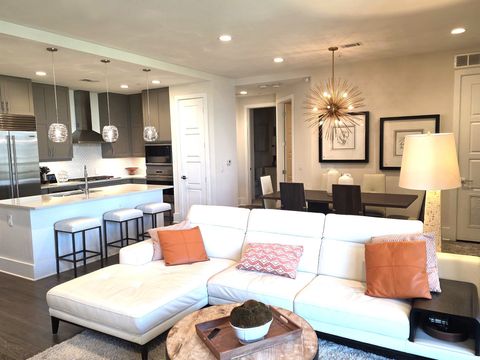 20 Rutledge St 606 Nashville TN 37210