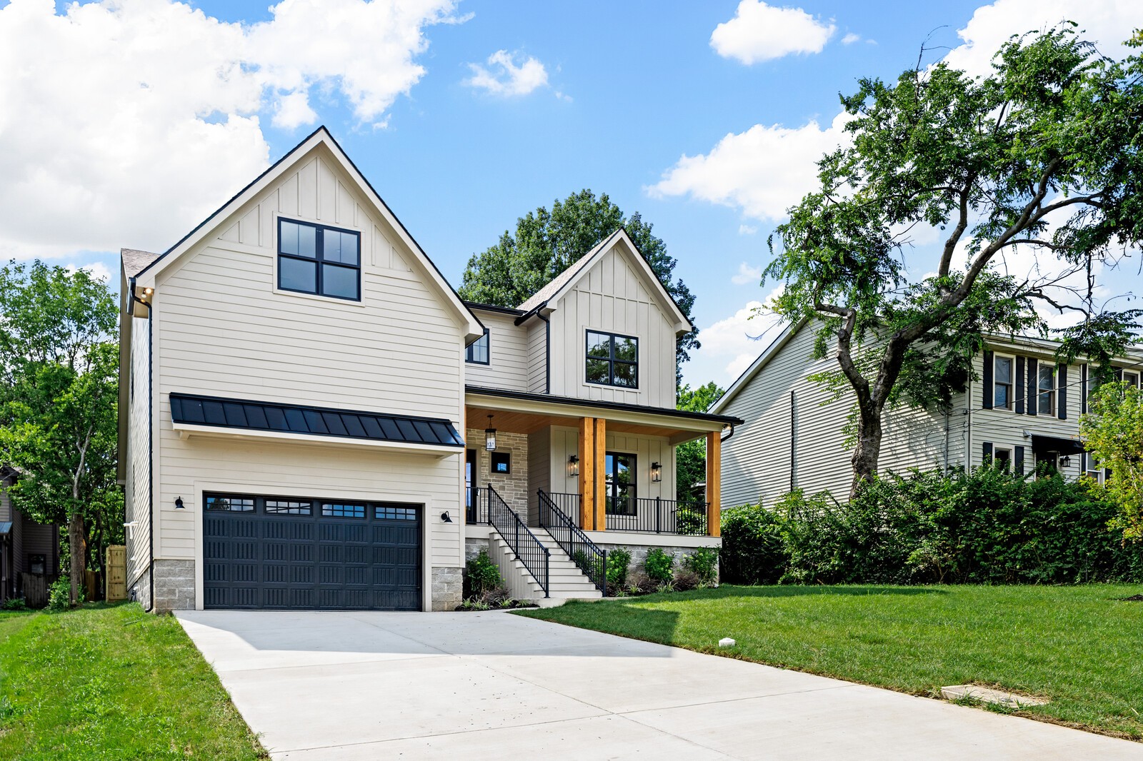 219 37th Ave N