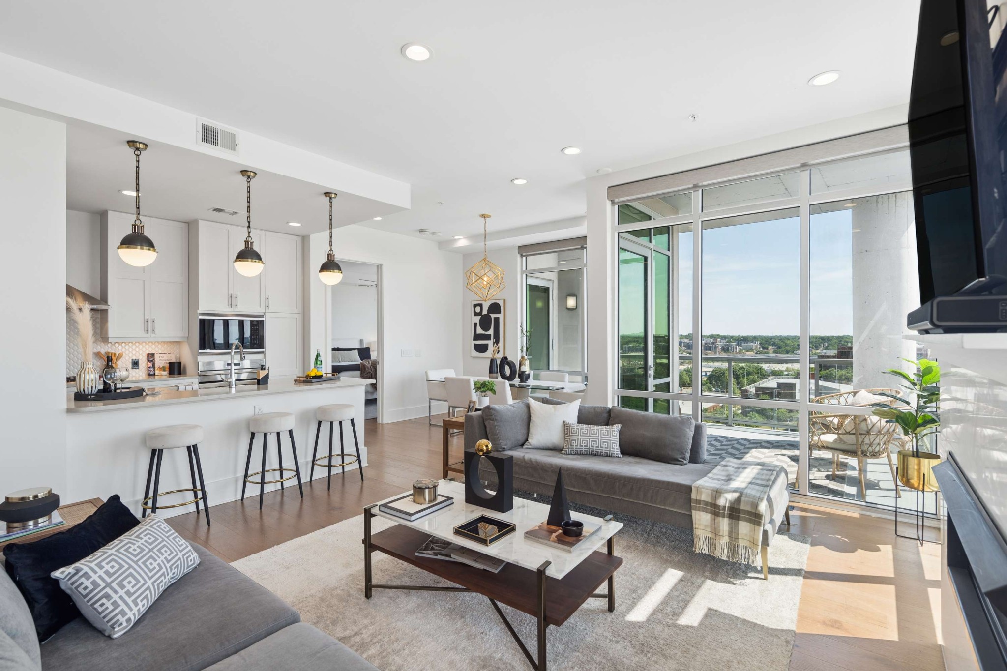20 Rutledge St 609