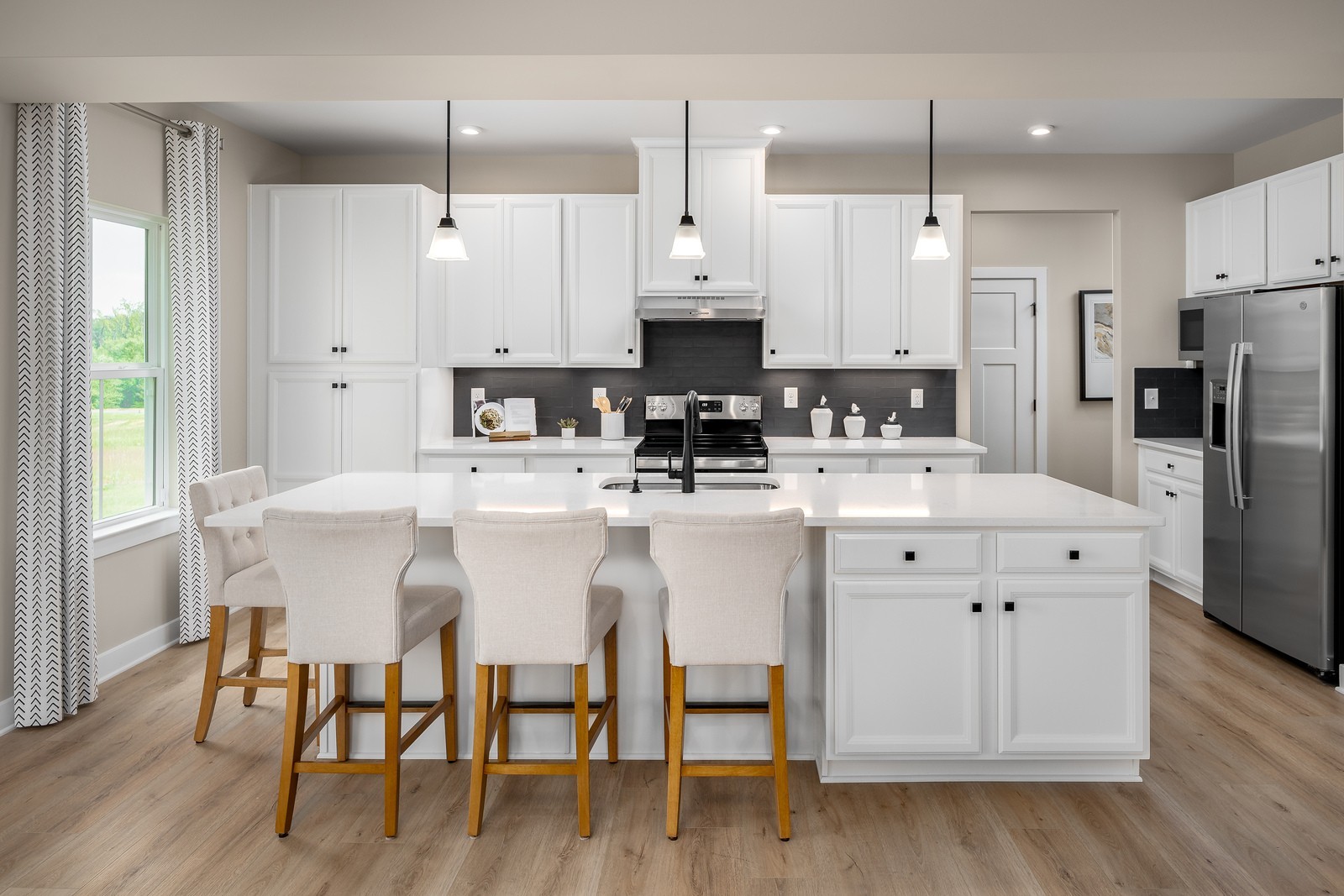 317 Thoroughbred Way