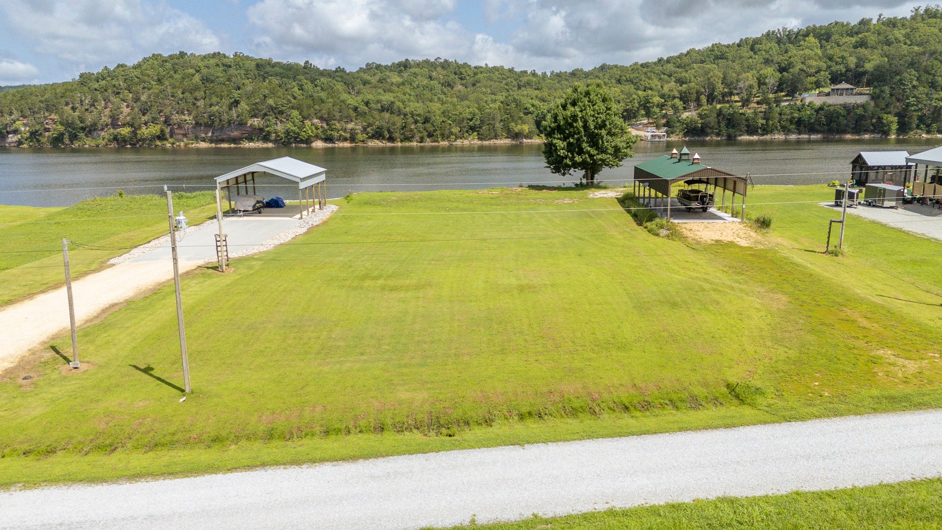 648 River Front Dr