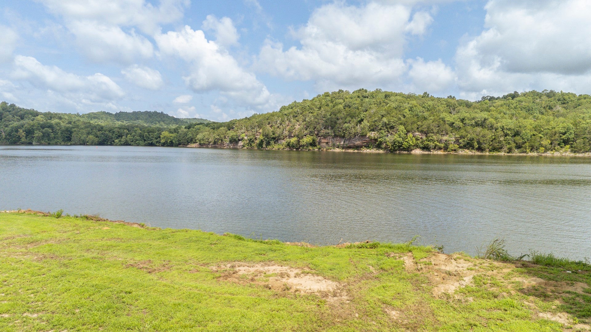 648 River Front Dr
