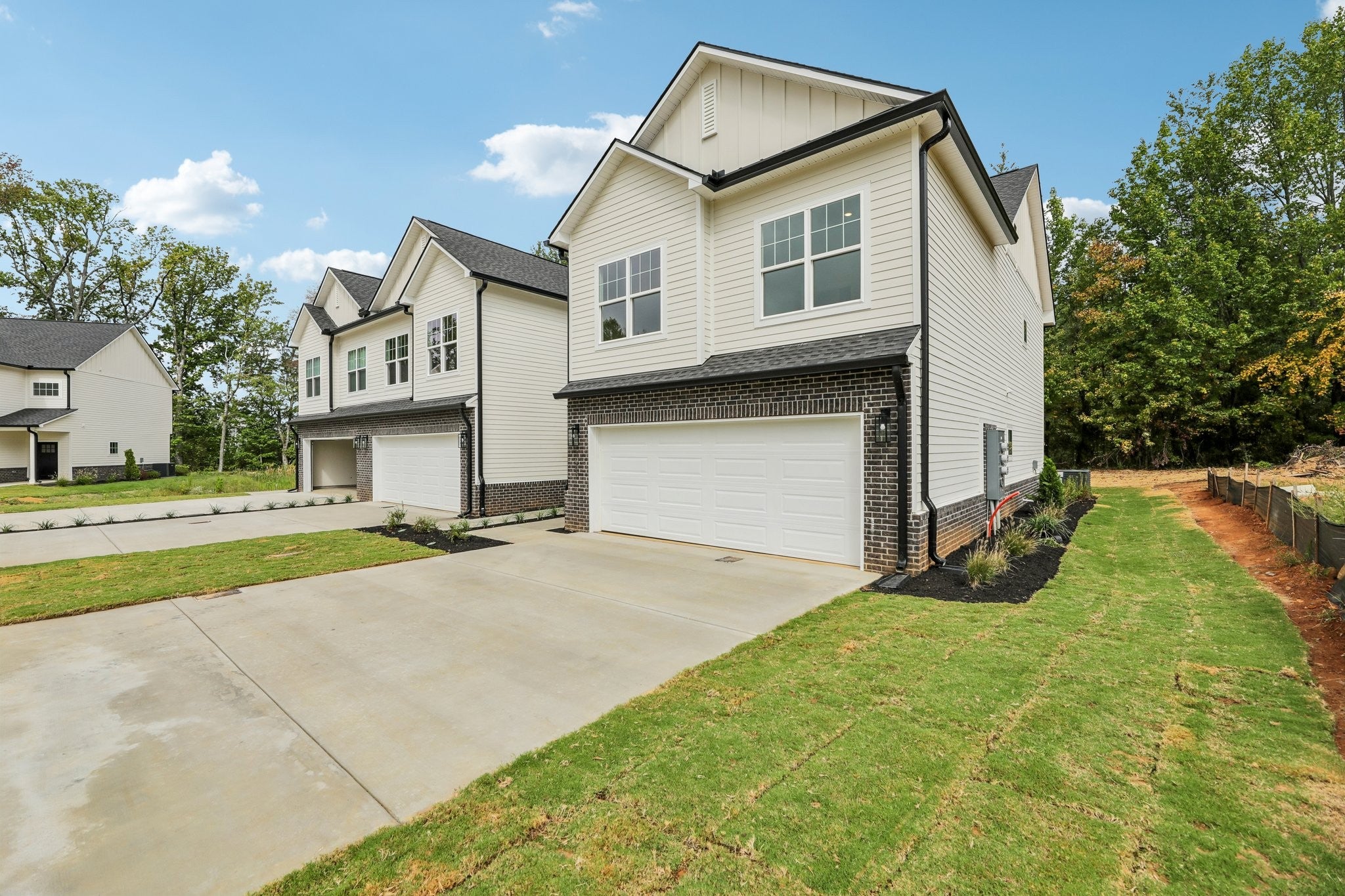 1068 Stagecoach Dr