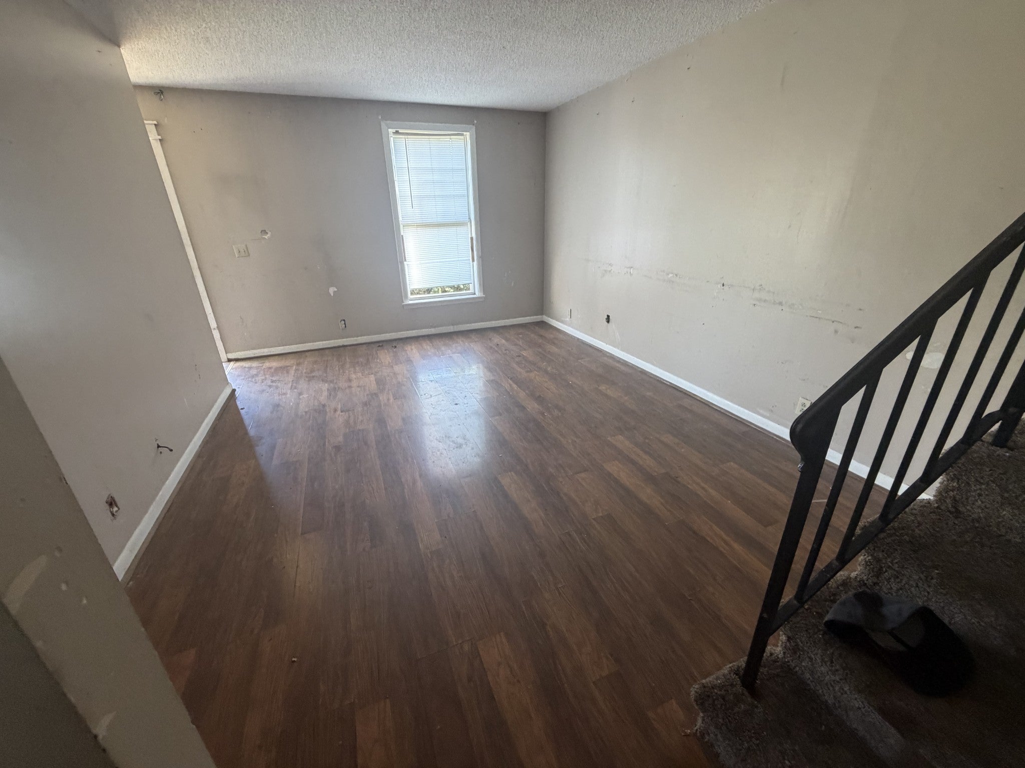 323 Forest Park Rd 6-13