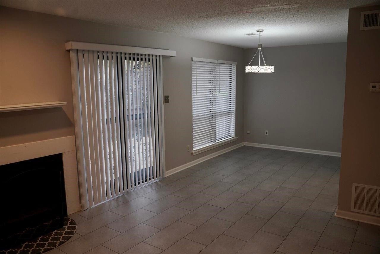3981 GRAHAMDALE CIR 3981B