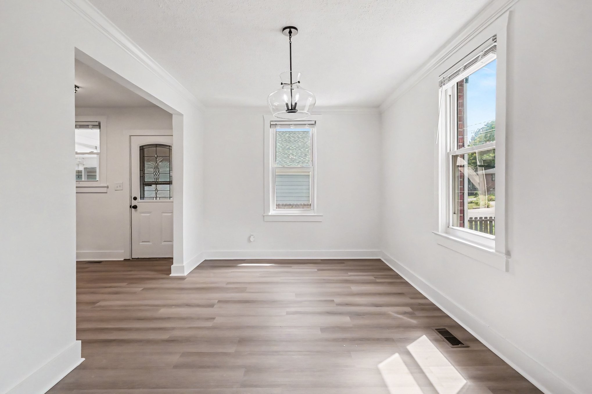 416 W Bend Dr