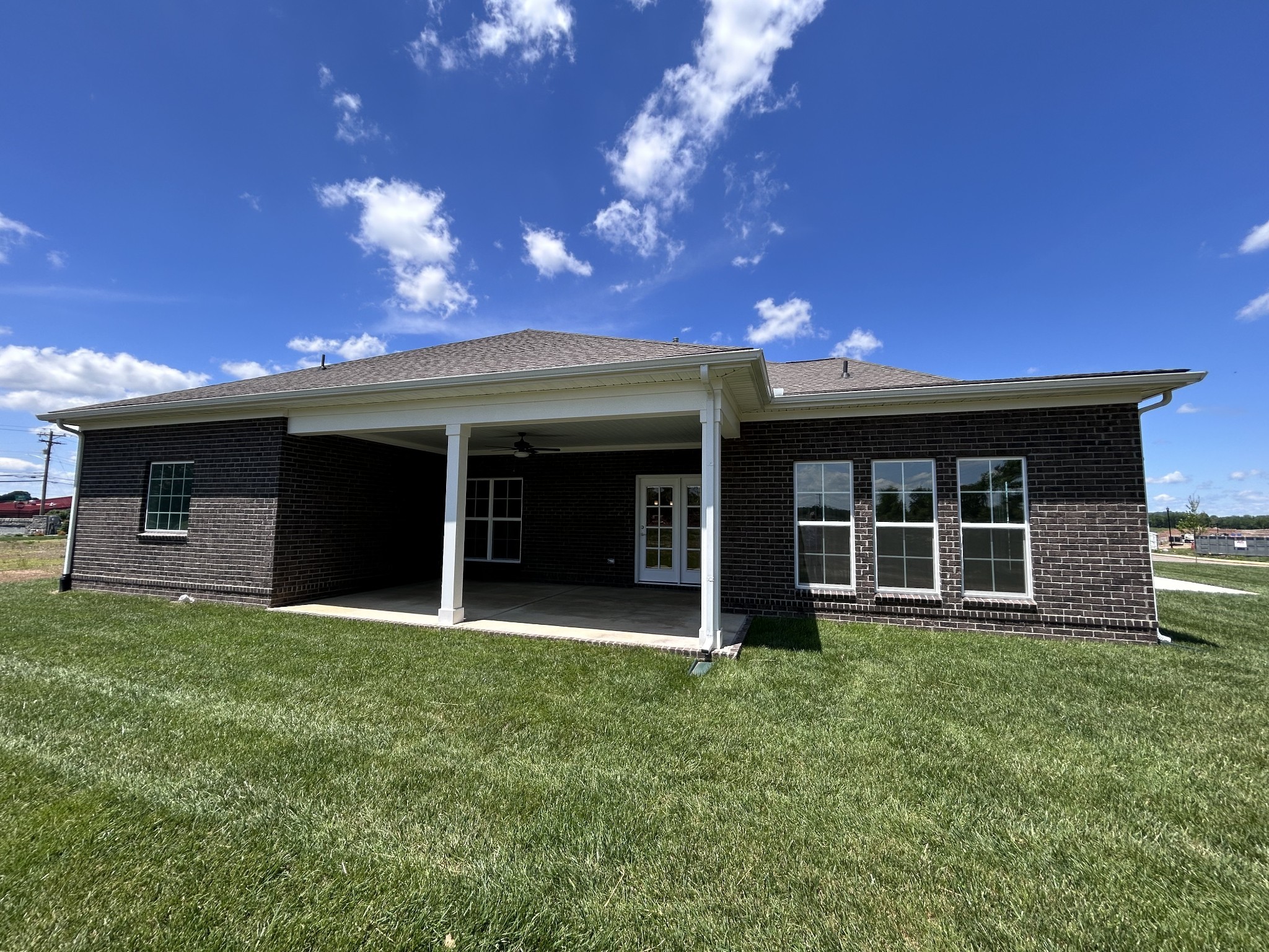 4002 Hays Dr
