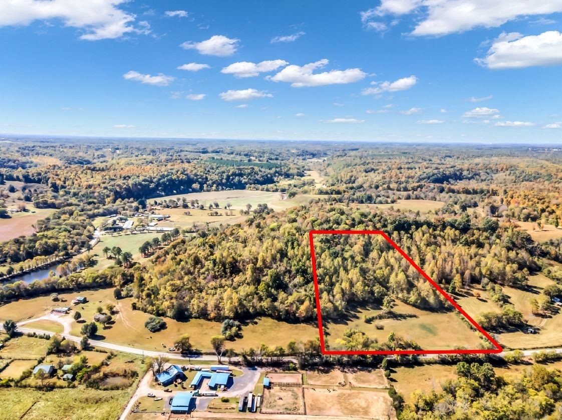 13581 Campbellsville Rd