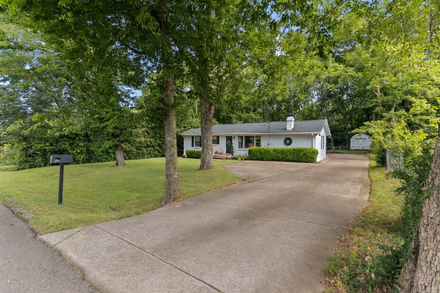 222 Maple Dr