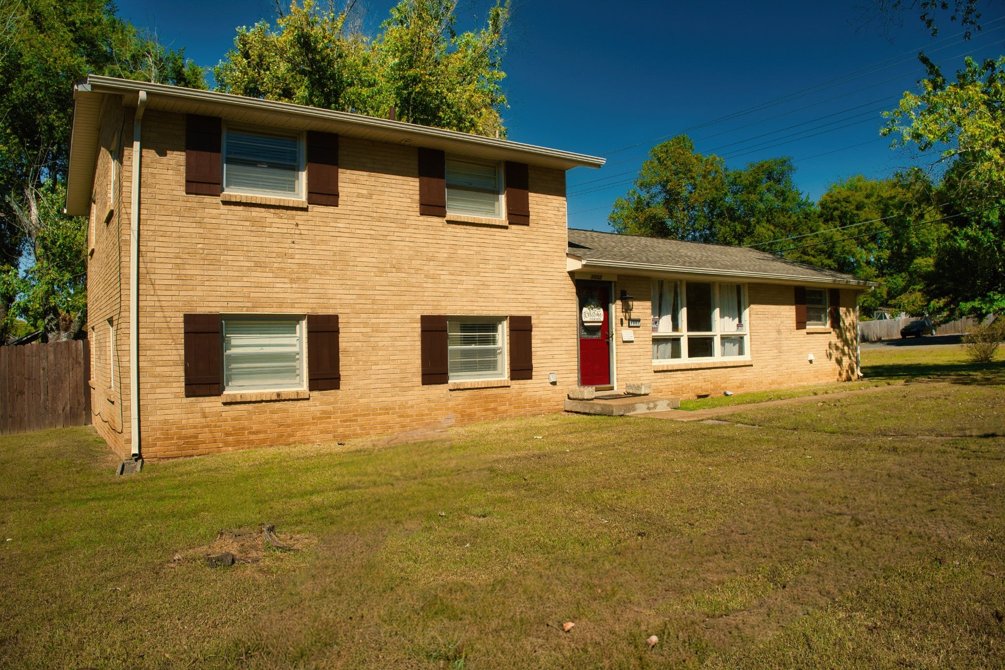1002 W Northfield Blvd
