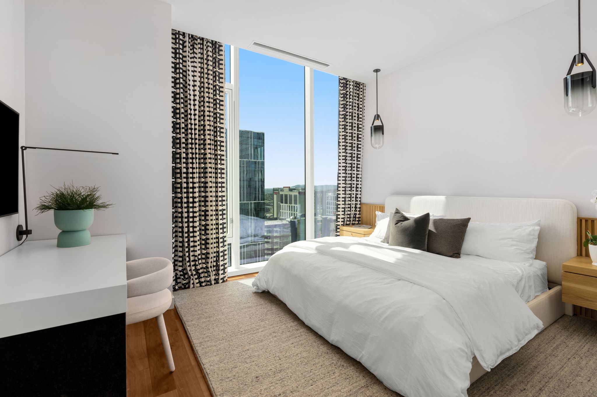 160 2nd Avenue S 2104