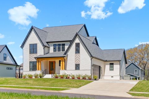 867 Shady Bluff Trl Clarksville TN 37043