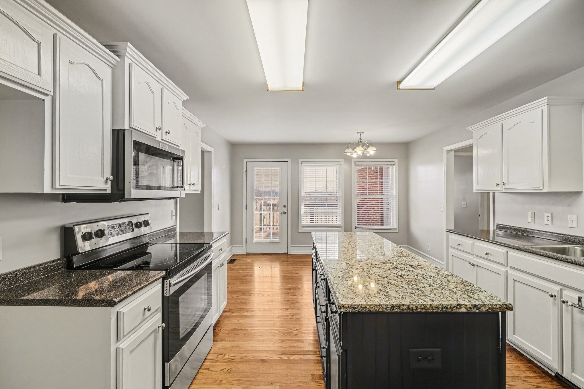 1014 Heritage Hills Drive