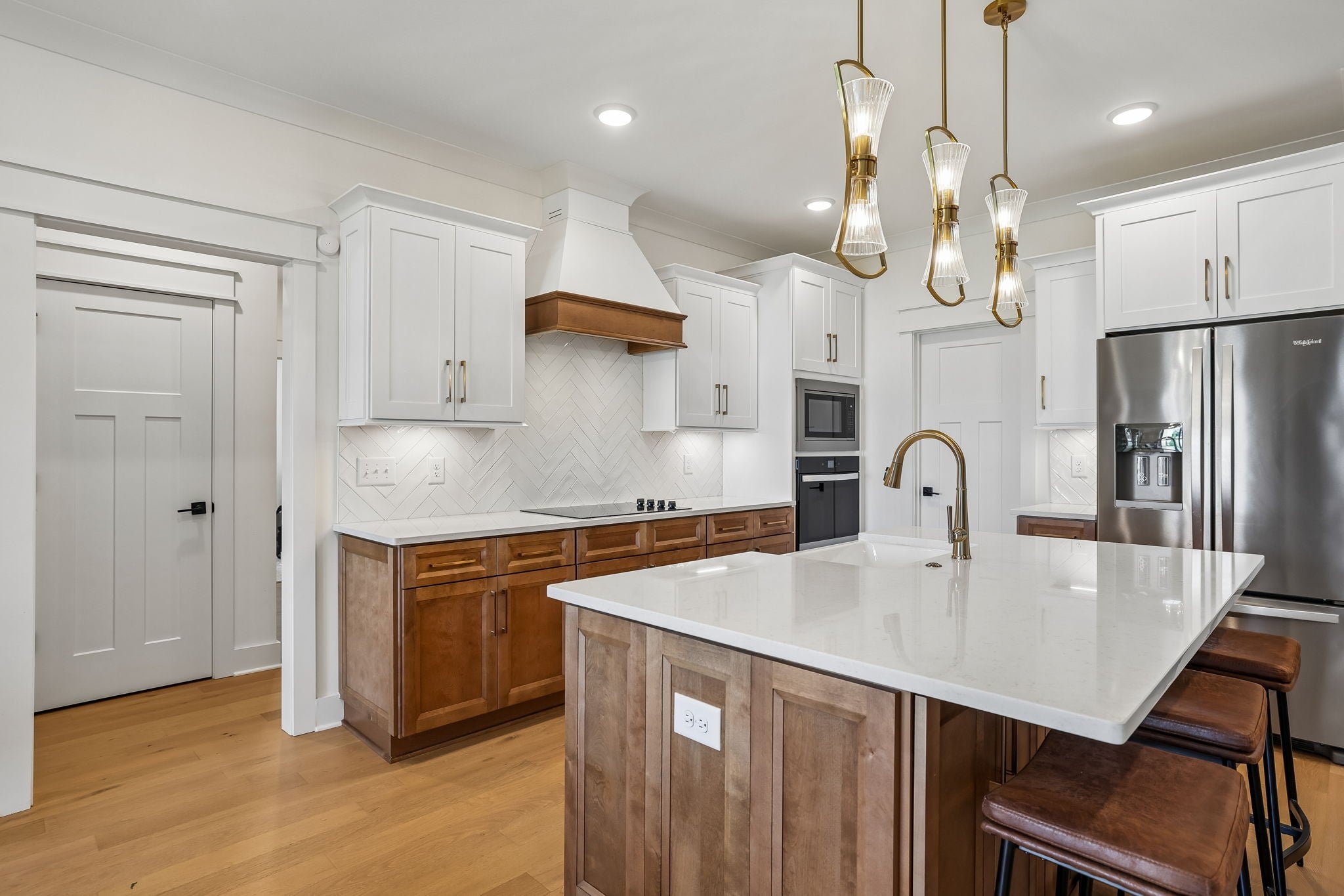 3405 Bootknife Dr