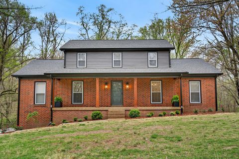 Photo of 144 Choctaw Dr, Hendersonville, TN 37075 (MLS # 3013704)