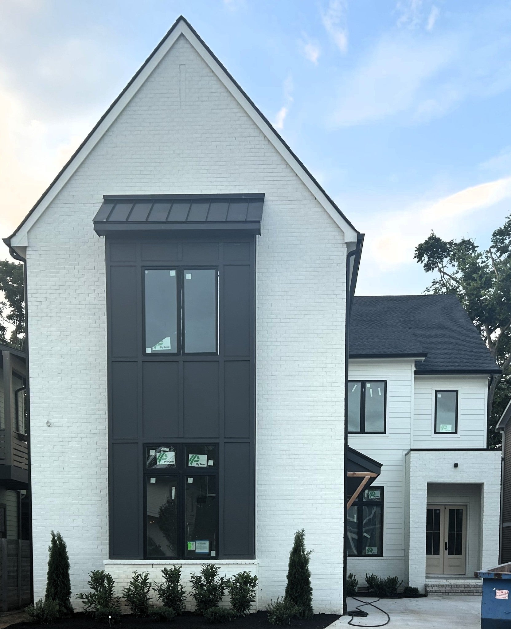 4-bed listing at 612 Moore Ave, Nashville