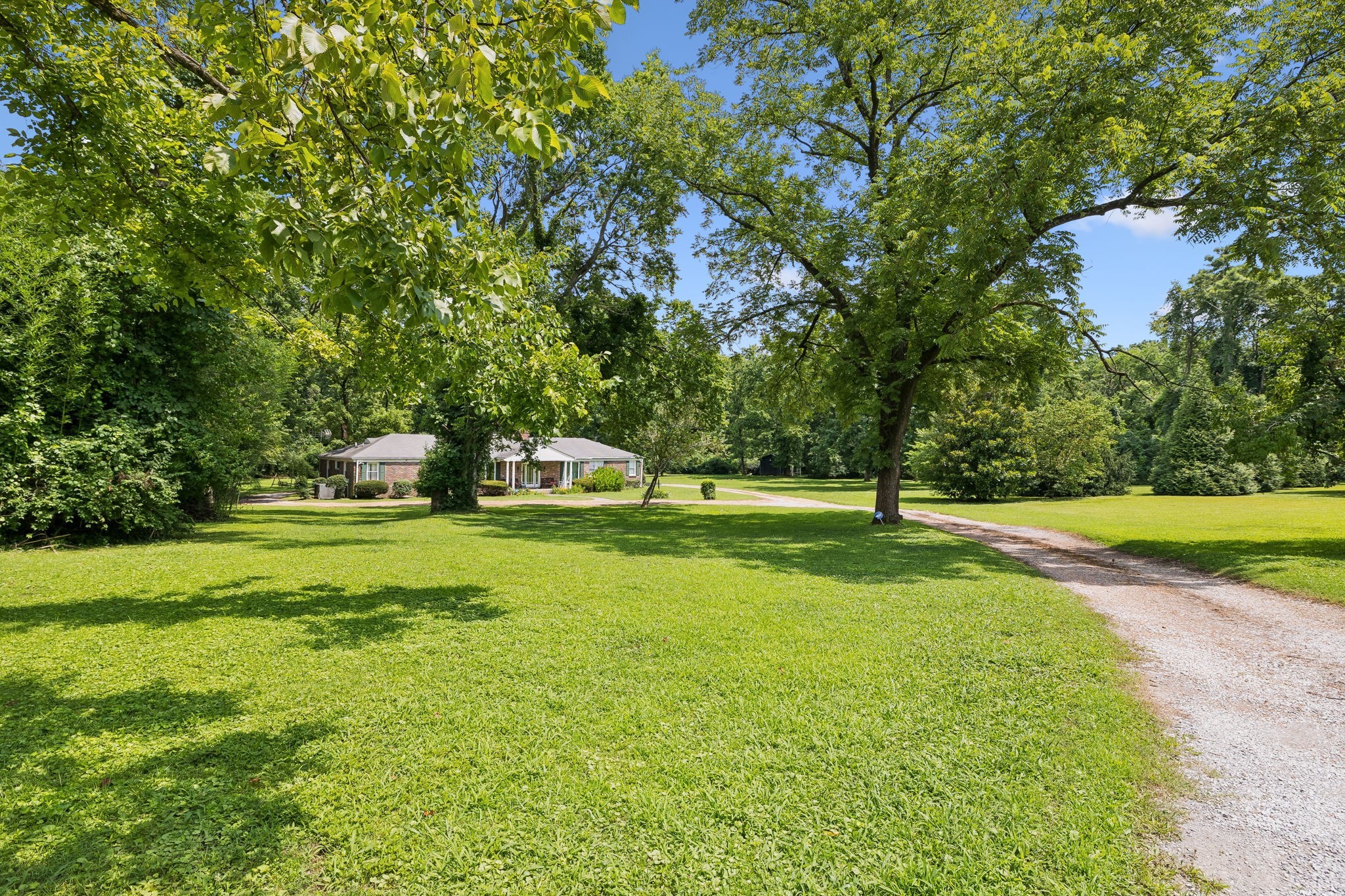 853 Pasadena Dr
