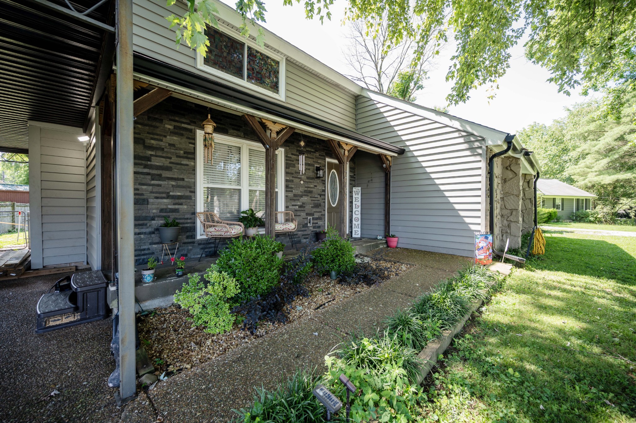 215 Summer Pl