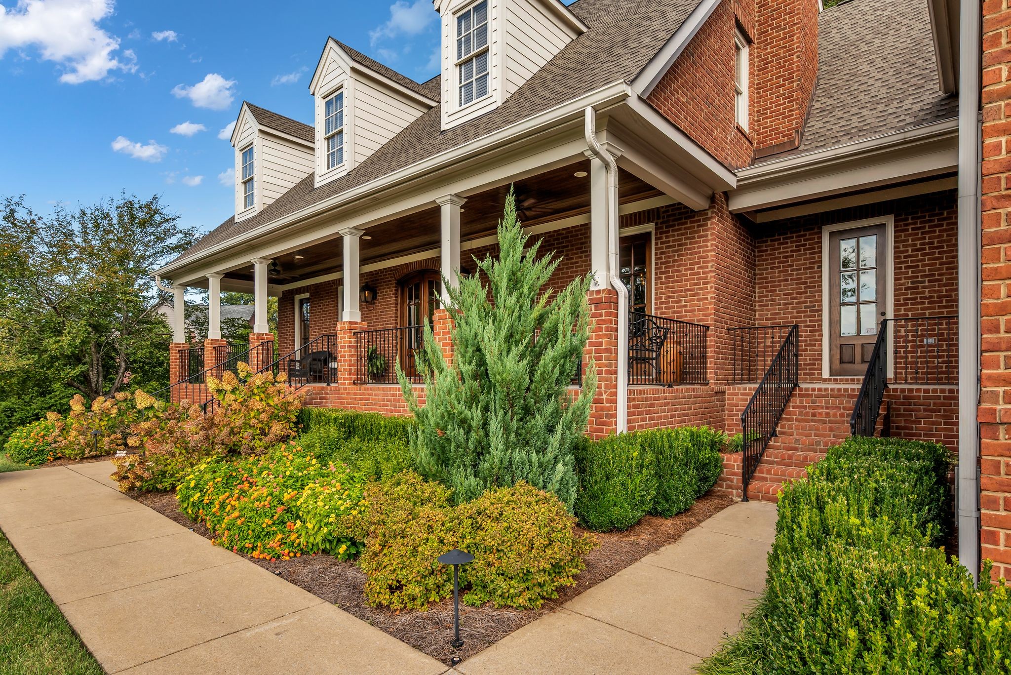 2449 Durham Manor Dr