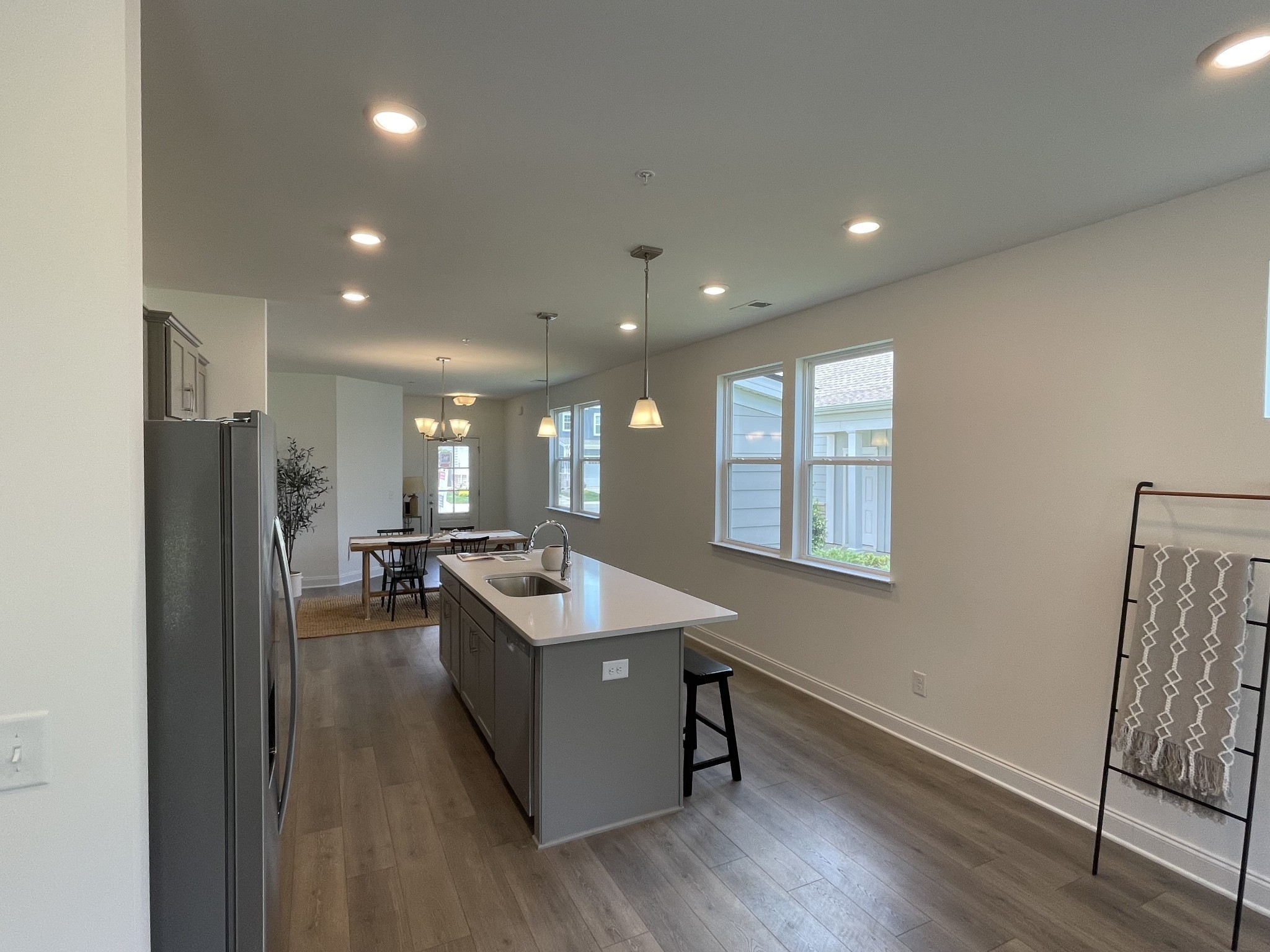 1146 June Wilde Ridge