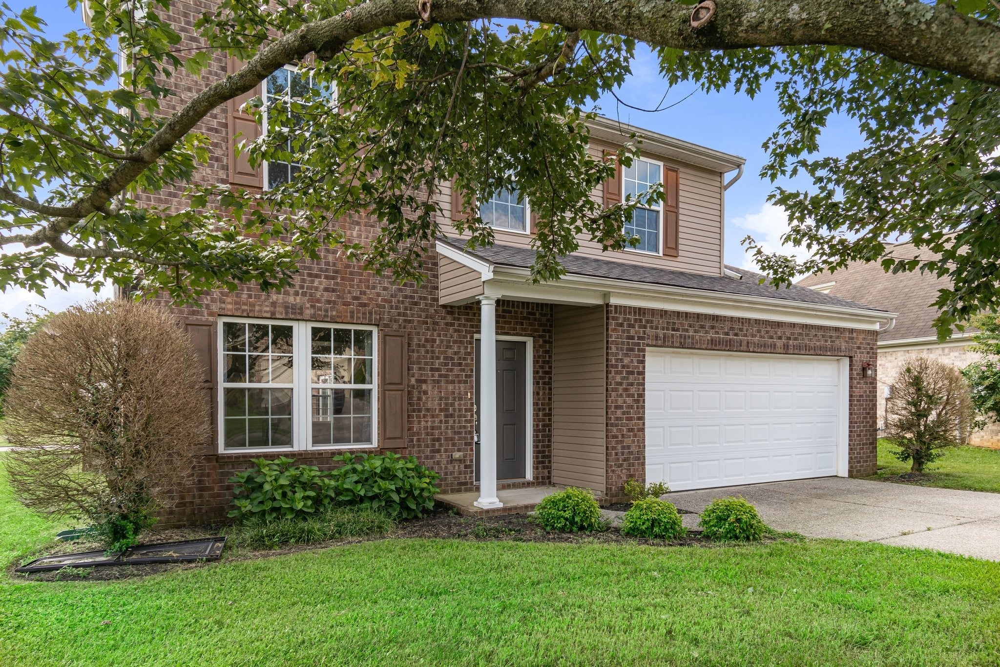 1006 Solomon Ln