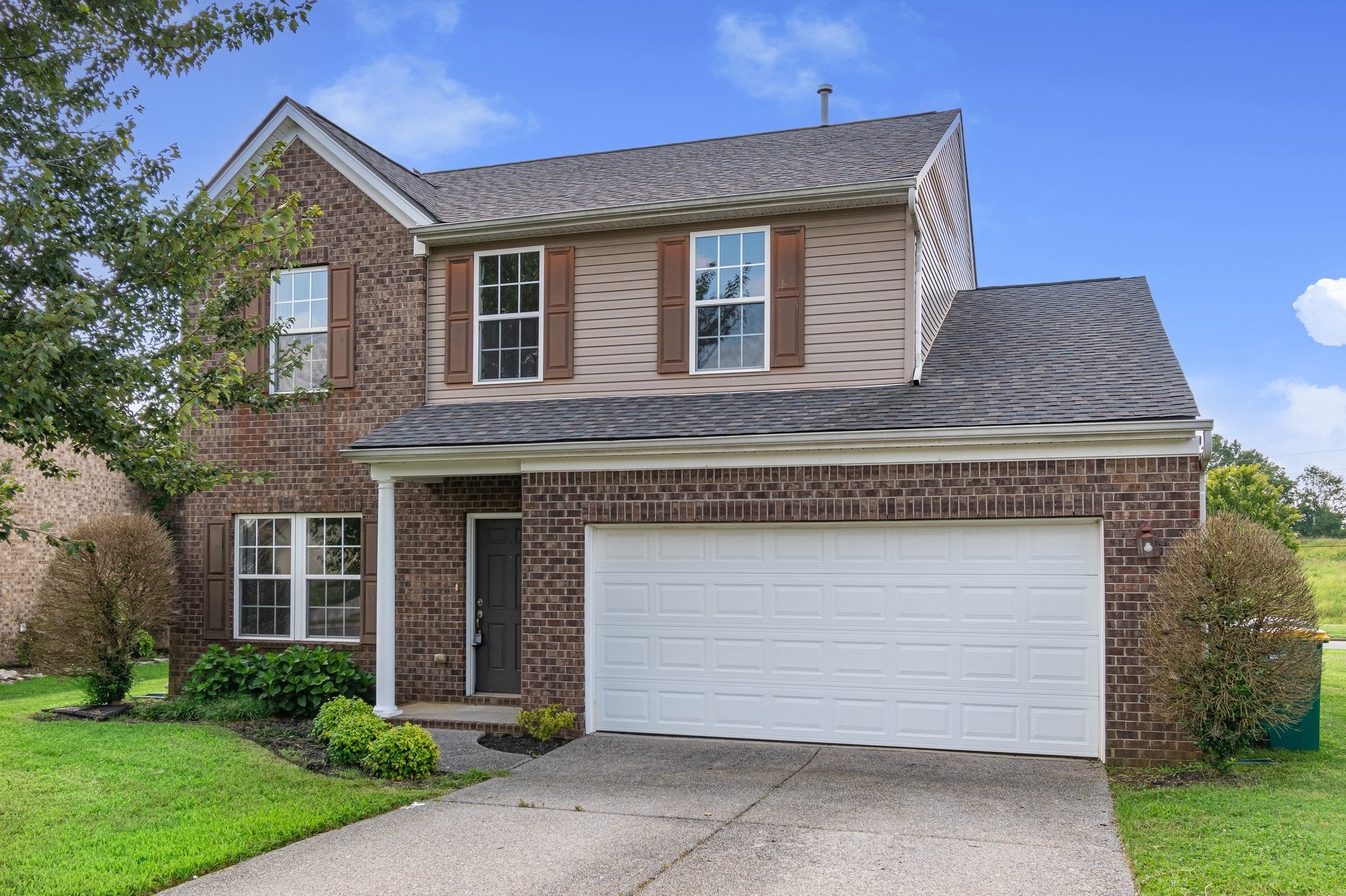 1006 Solomon Ln