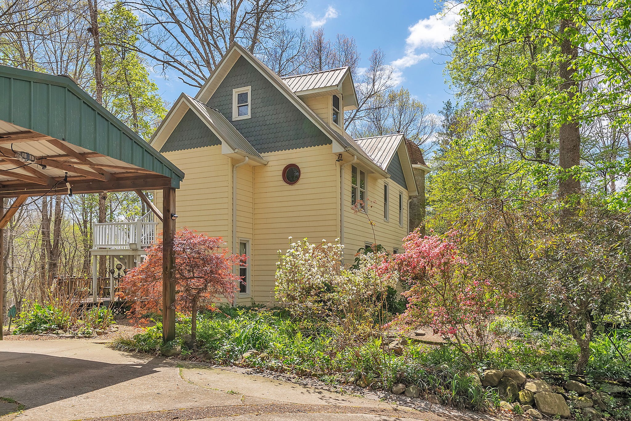 1650 Cathey Ridge Rd