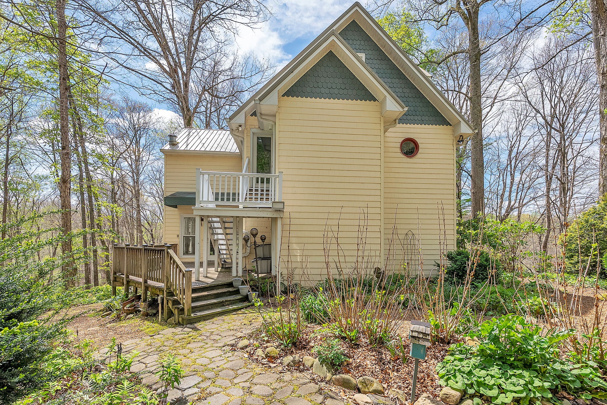 1650 Cathey Ridge Rd