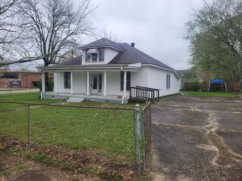 320 S Jefferson St Tullahoma TN 37388