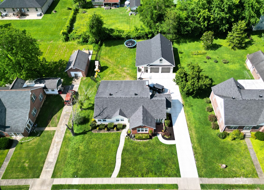 225 Jackson Ave