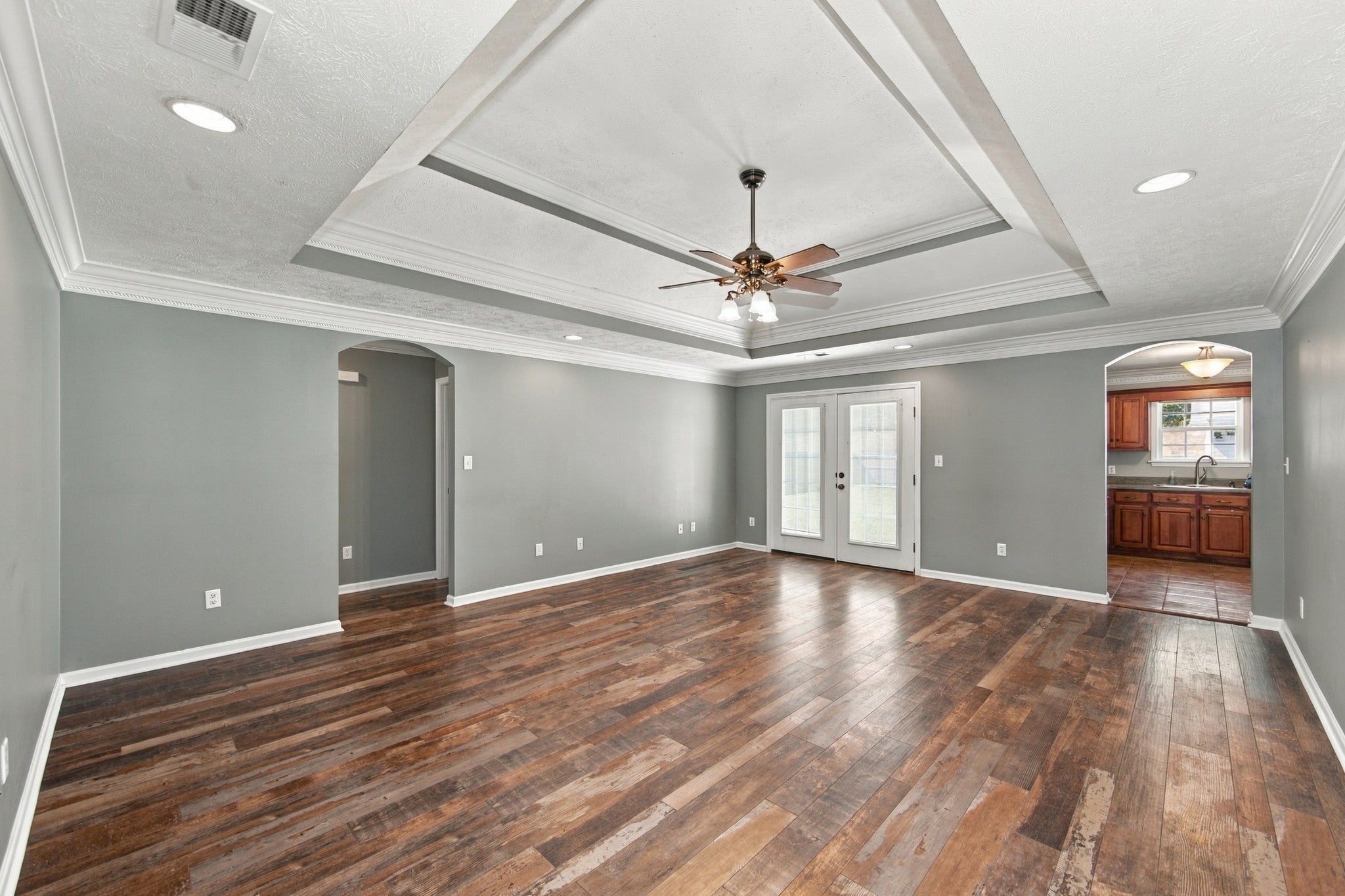 803 Granite Dr