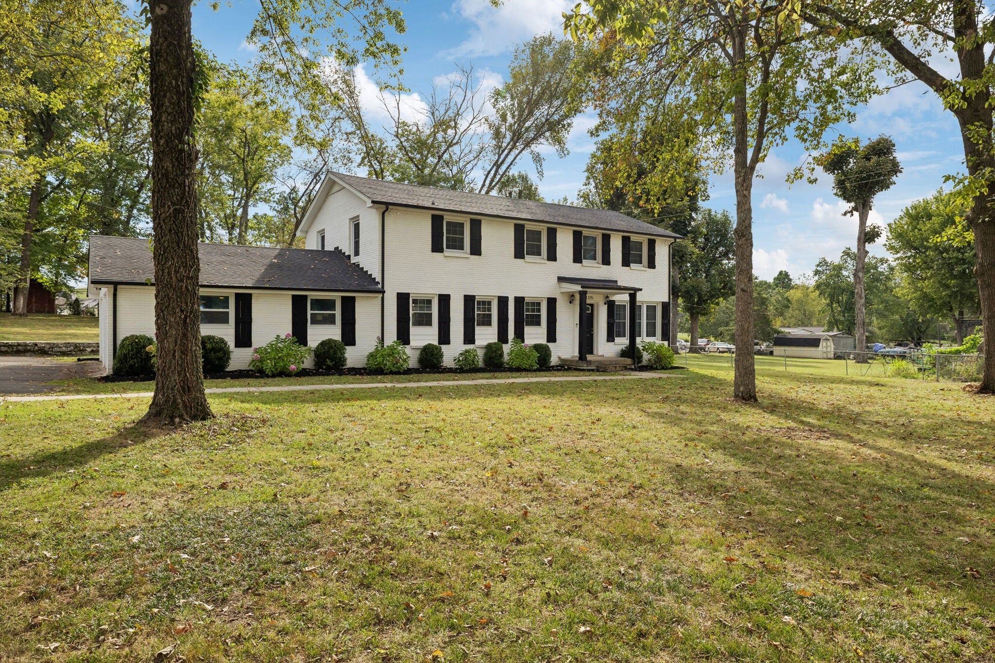 1325 Dalemere Dr