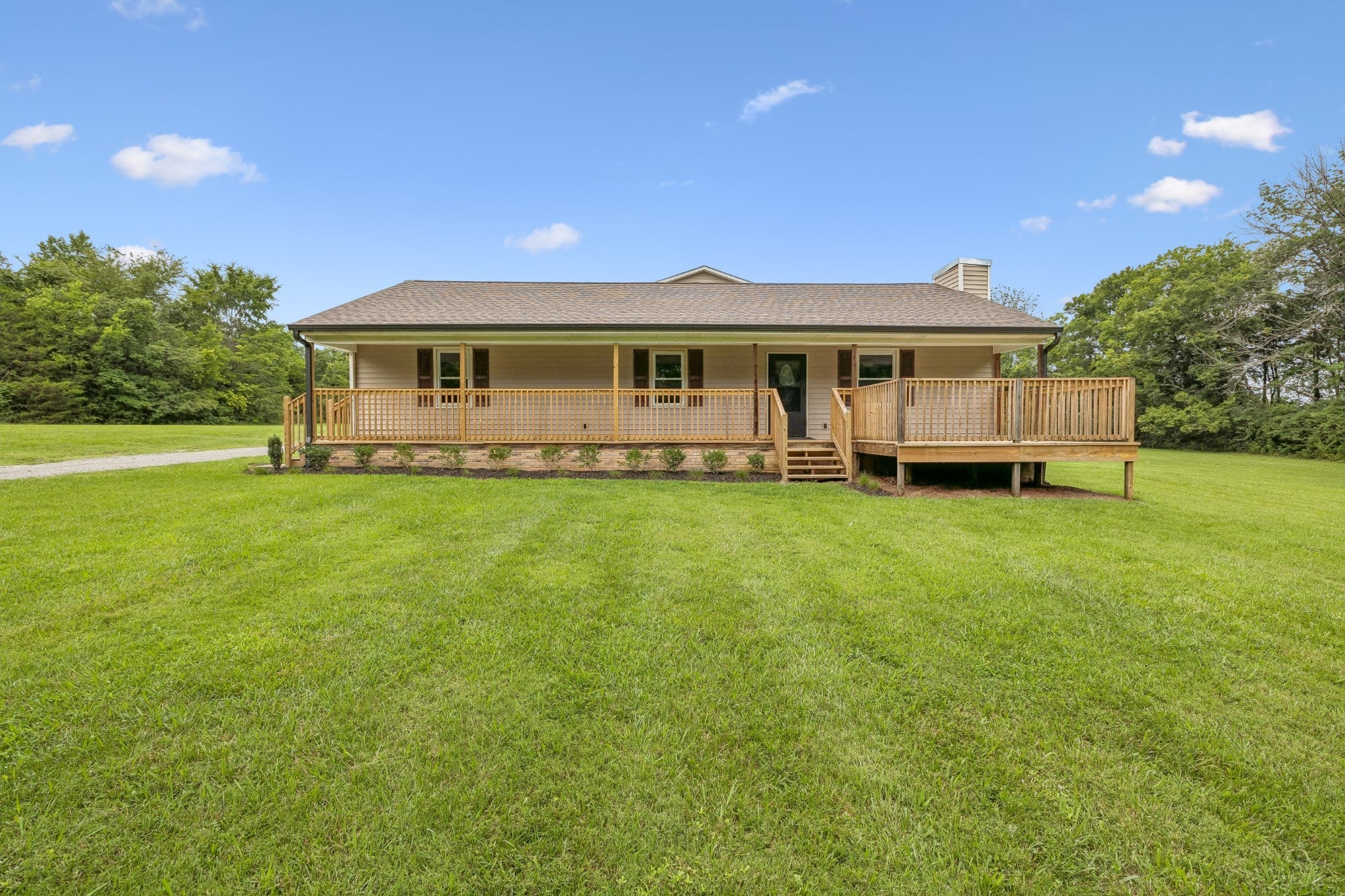 1944 Cainsville Rd
