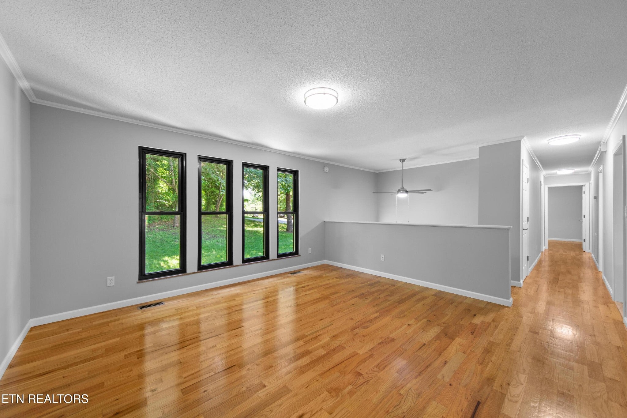 235 S Ridge Rd
