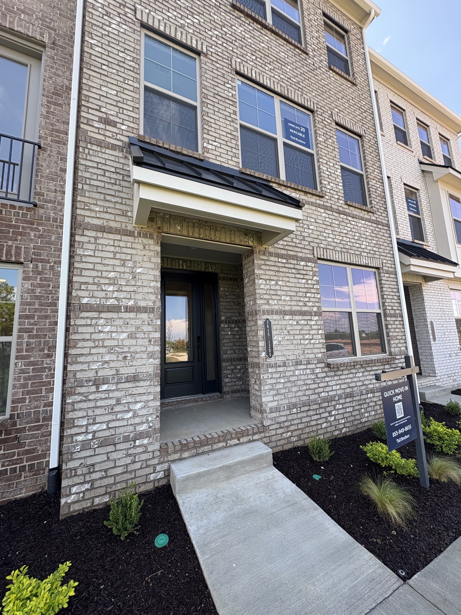 2615 Wilkinson Pike 1205