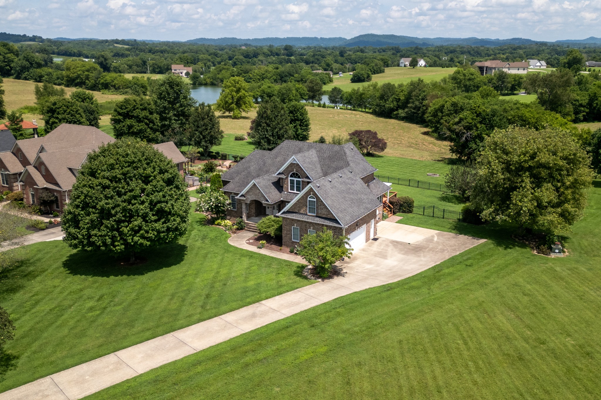 1010 Harness Cir