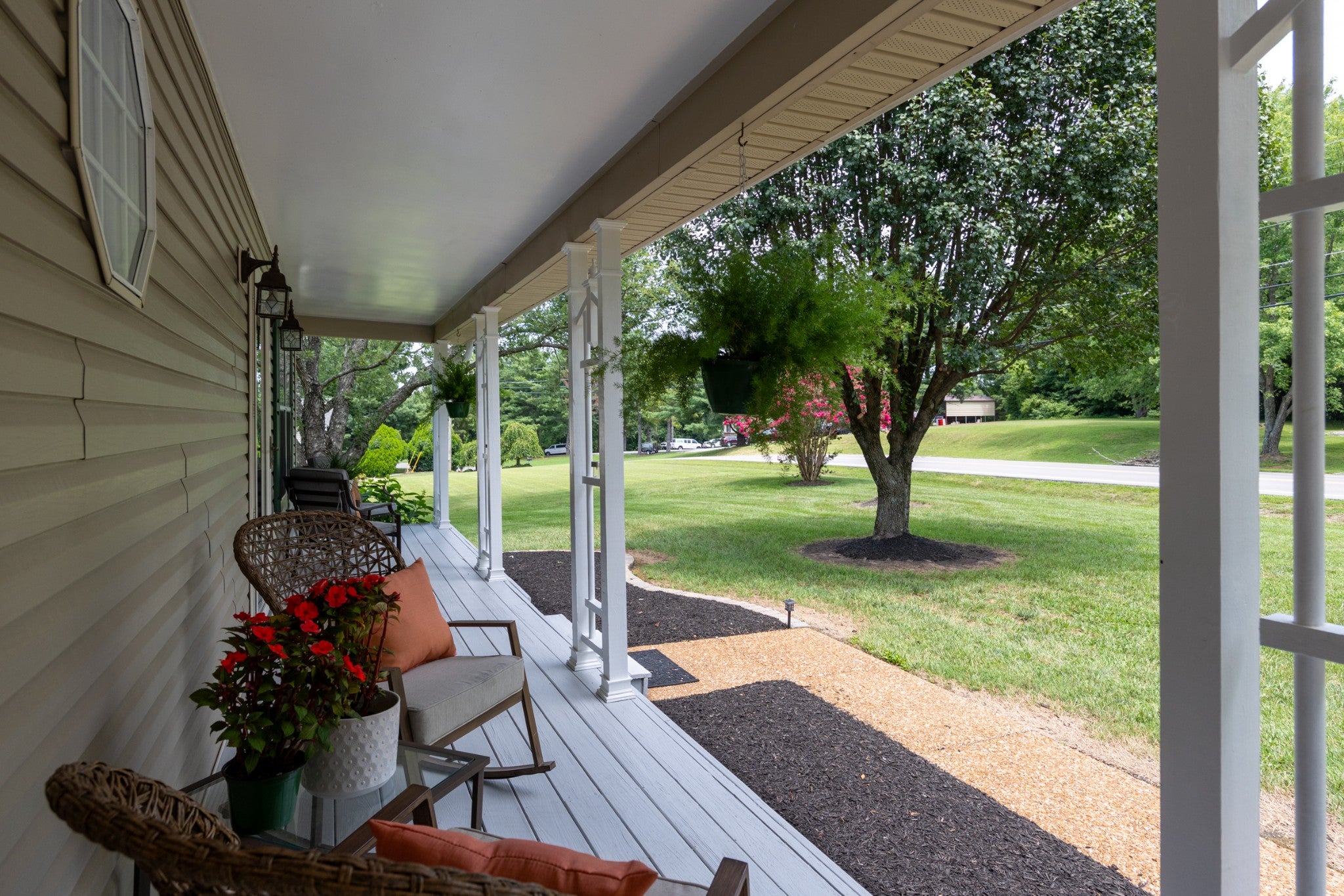 809 Hillside Dr