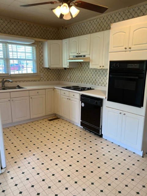Photo 17 of 29 of 1819 S Cannon Blvd S house